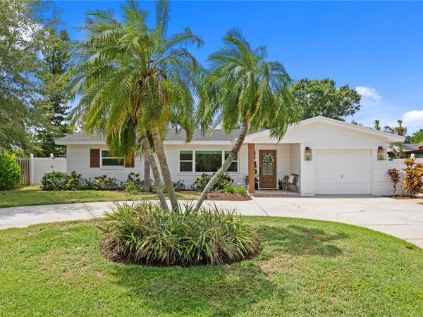 154 45TH AVENUE NE, ST PETERSBURG, FL 33703