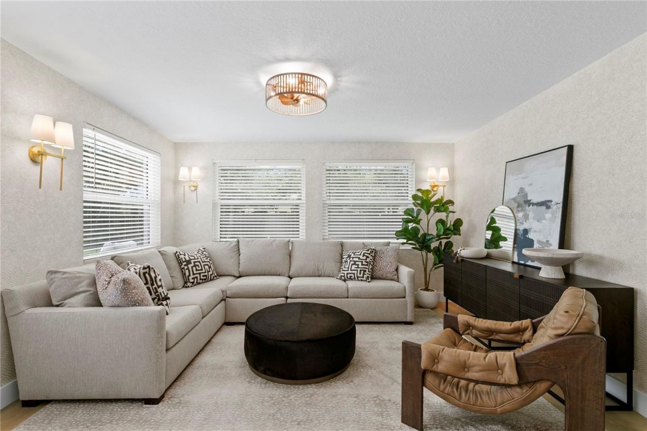 154 45th Avenue Ne, Saint Petersburg, FL 33703 Photo