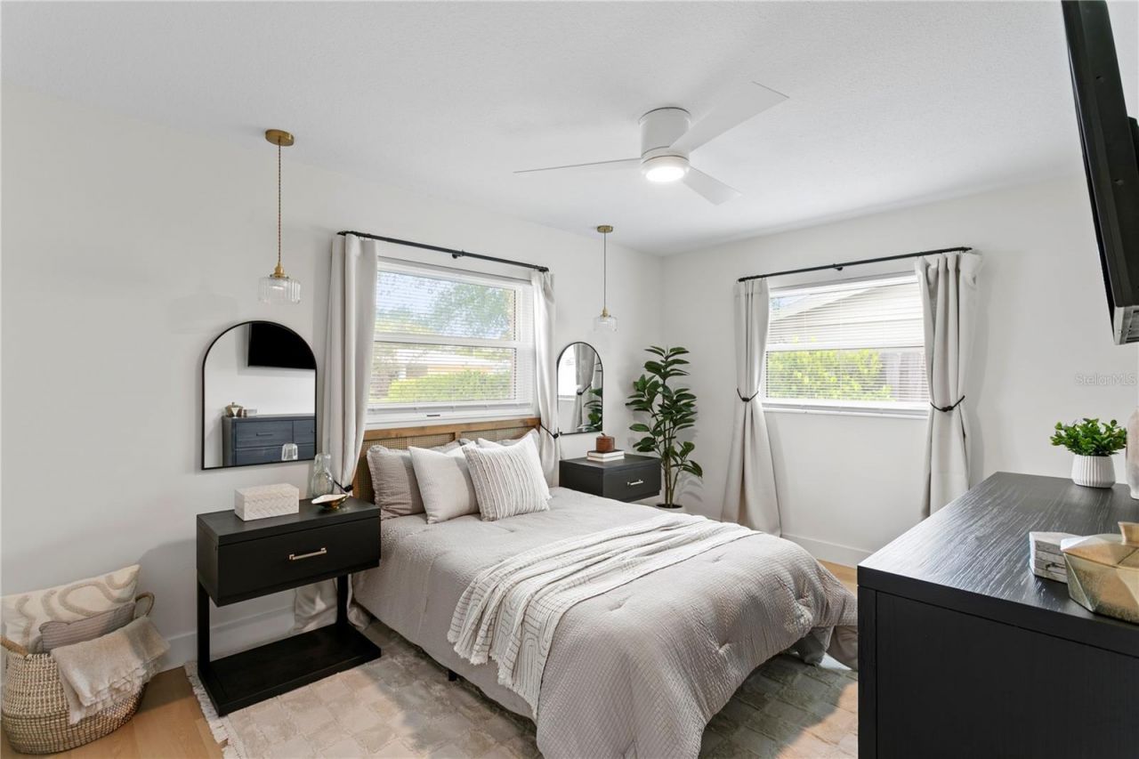 154 45th Avenue Ne, Saint Petersburg, FL 33703 Photo
