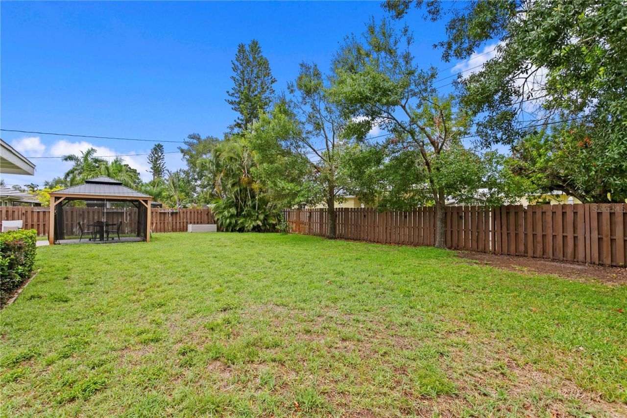 154 45th Avenue Ne, Saint Petersburg, FL 33703 Photo