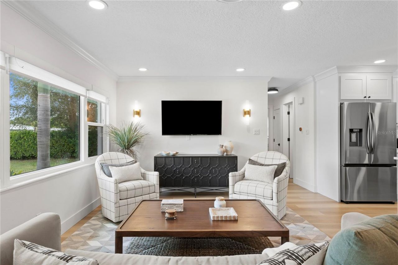 154 45th Avenue Ne, Saint Petersburg, FL 33703 Photo