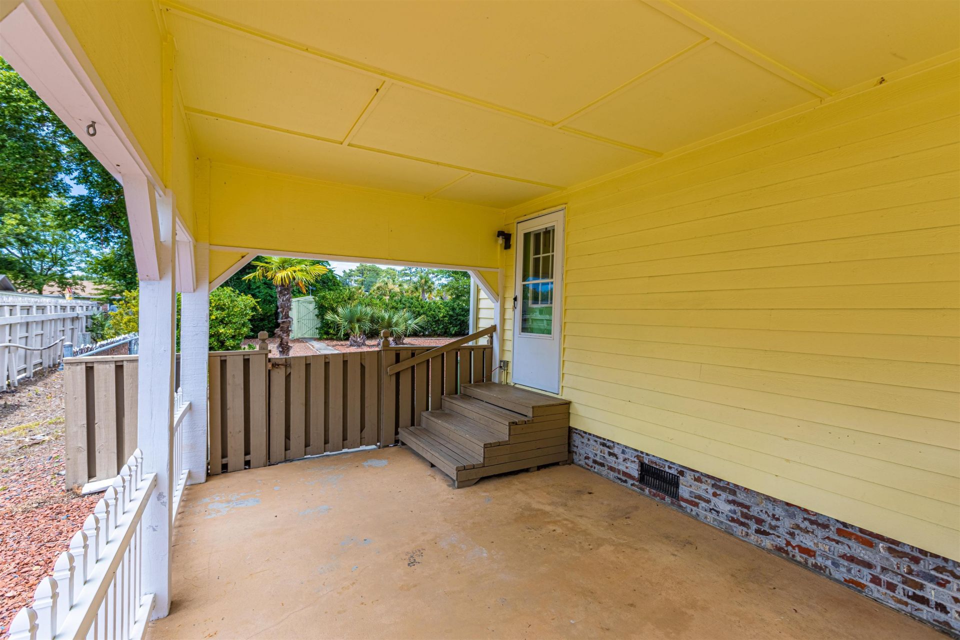 706 Thomas Ave. Photo 26