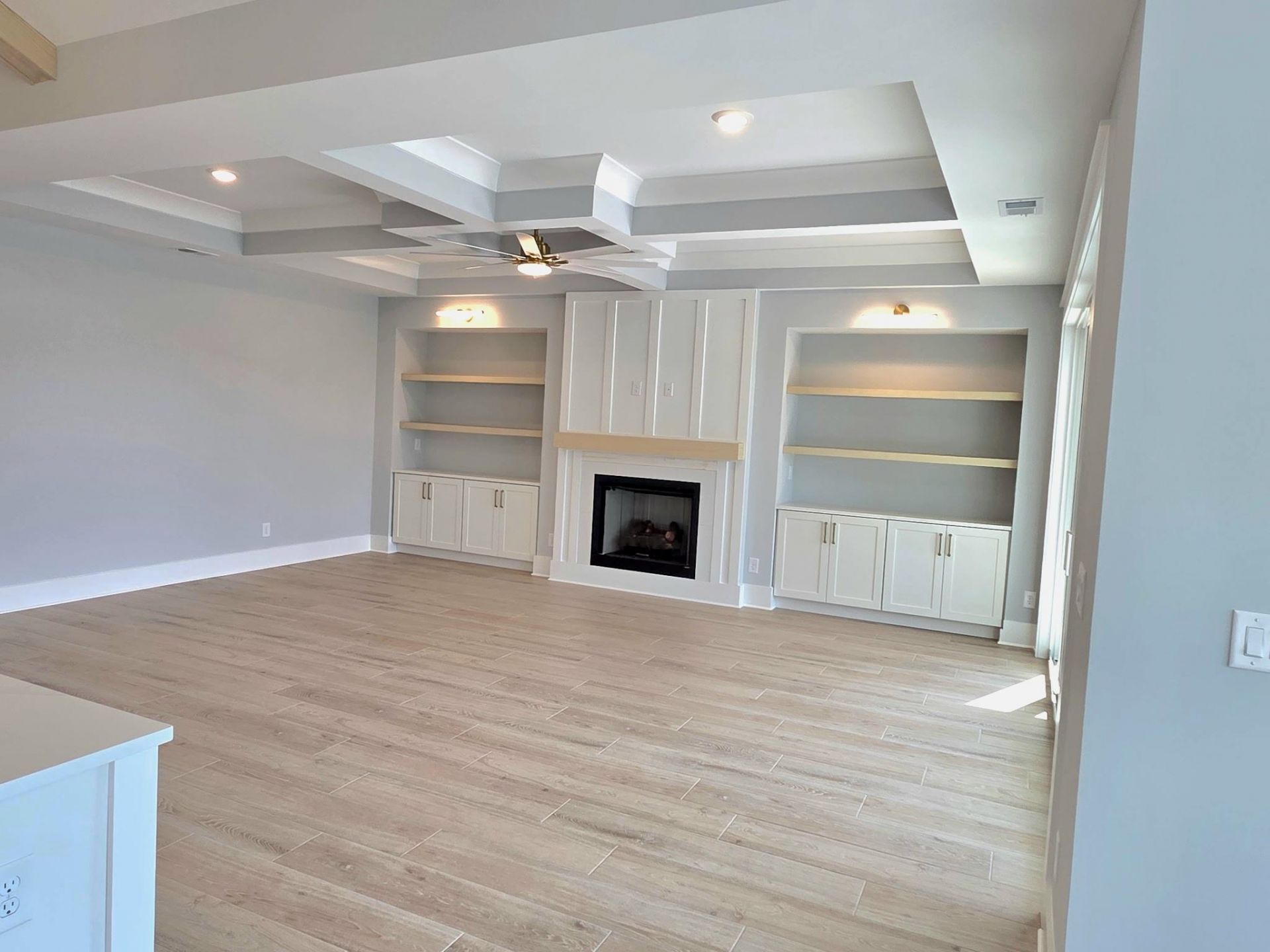 993 Crystal Waterway Dr. Photo 5
