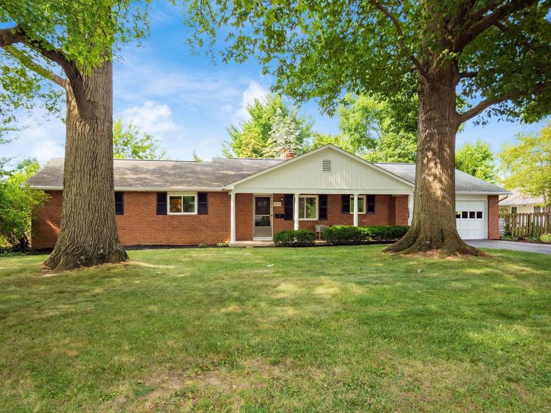 2030 Chardon Road, Columbus, OH 43220 Photo 2