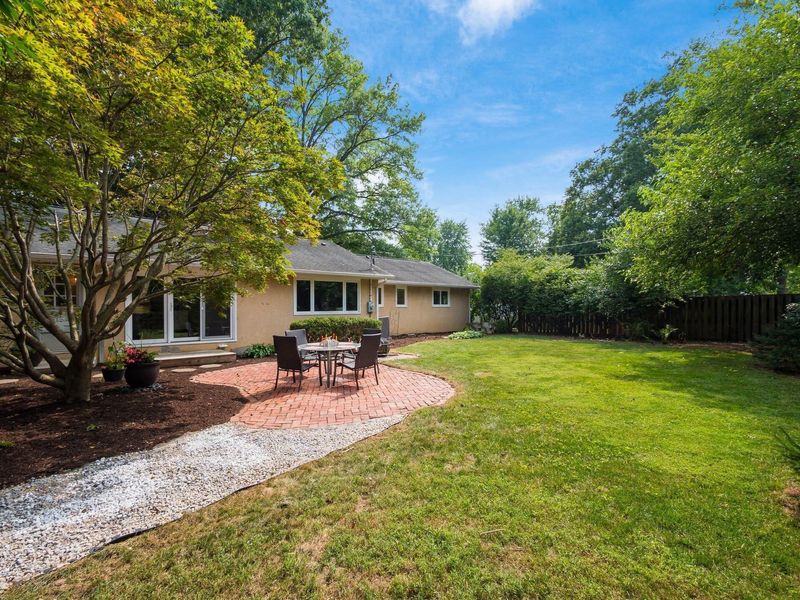 2030 Chardon Road, Columbus, OH 43220 Photo 46