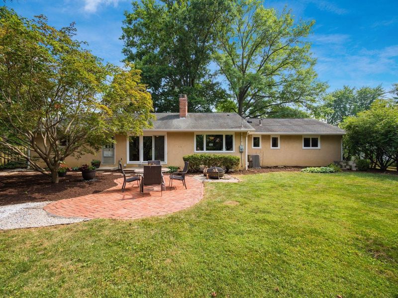 2030 Chardon Road, Columbus, OH 43220 Photo 47