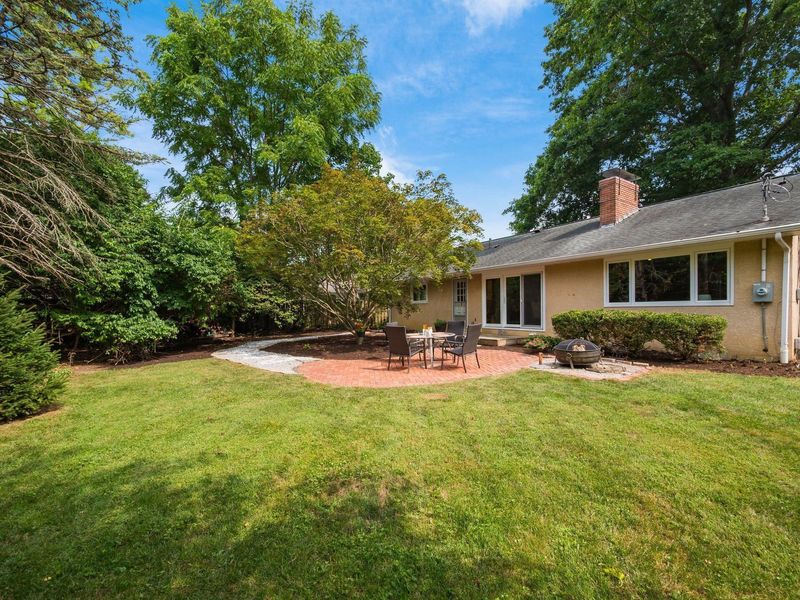 2030 Chardon Road, Columbus, OH 43220 Photo 48