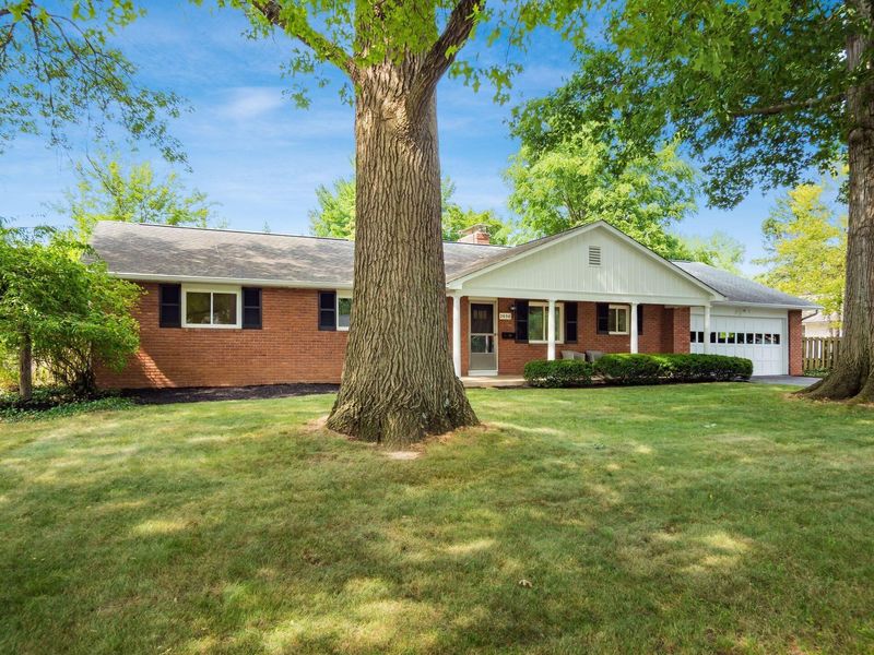 2030 Chardon Road, Columbus, OH 43220 Photo 6