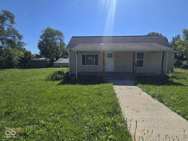 15144 2nd Avenue , Blanford, IN 47831