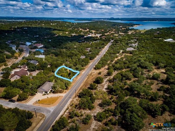 318 Gallagher Drive , Canyon Lake, TX 78133