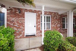572 Truman Drive photo 4