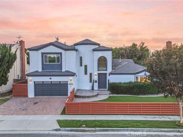 18871 Santa Marta Street , Fountain Valley, CA 92708