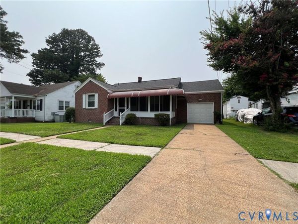 1910 Piedmont Avenue , Portsmouth, VA 23704
