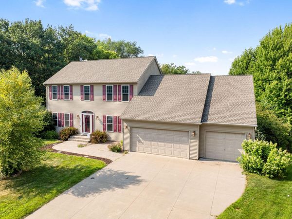 9535 Pineview Lane N, Maple Grove, MN 55369