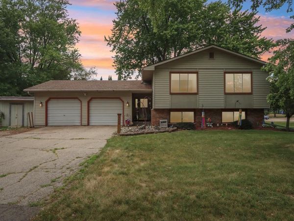 6008 Exchange Street, McFarland, WI 53558