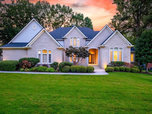 18 Hickory Creek Drive , Little Rock, AR 72212