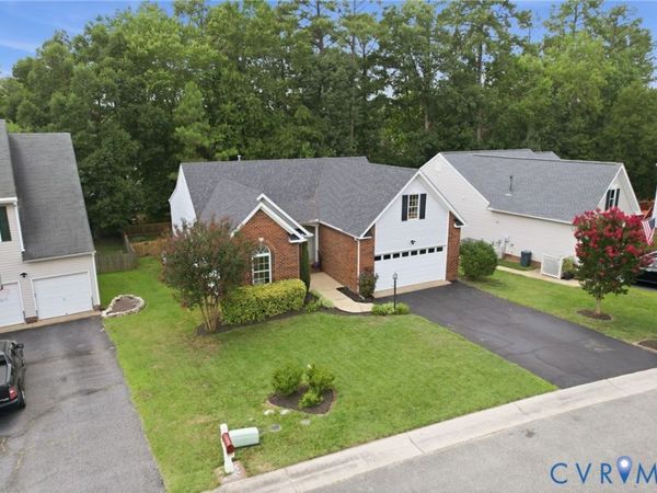 8536 Easton Ridge Place , Chesterfield, VA 23832