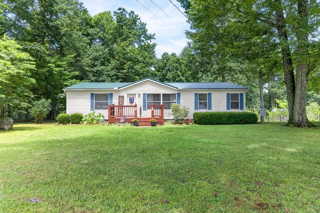 226 Westwood Blvd, Crossville, TN 38571 Main Photo