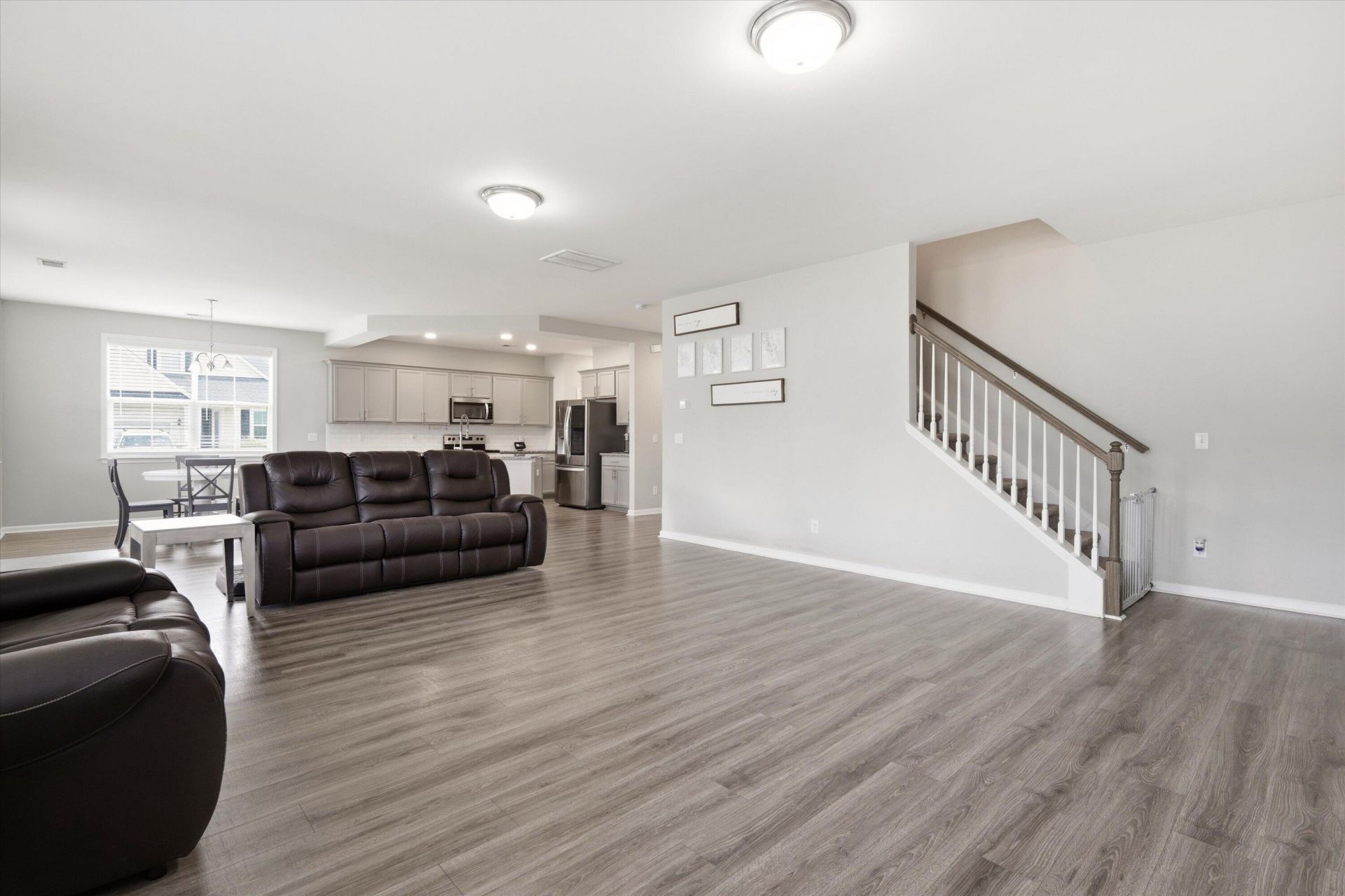 290 Red Leaf Boulevard Photo 19