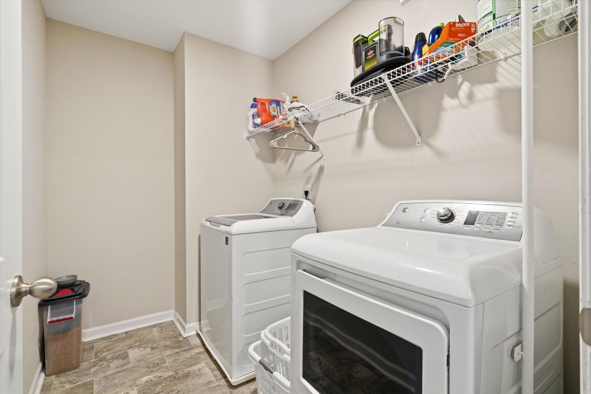 290 Red Leaf Boulevard Photo 30