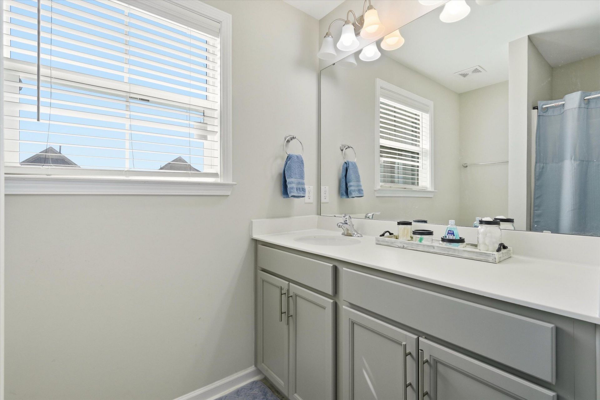 290 Red Leaf Boulevard Photo 34