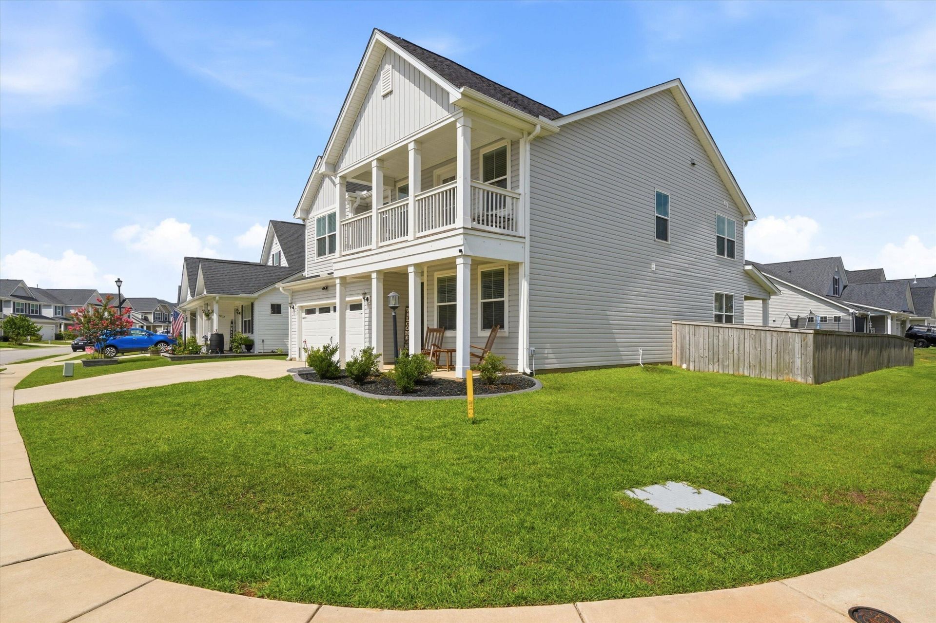 290 Red Leaf Boulevard Photo 4