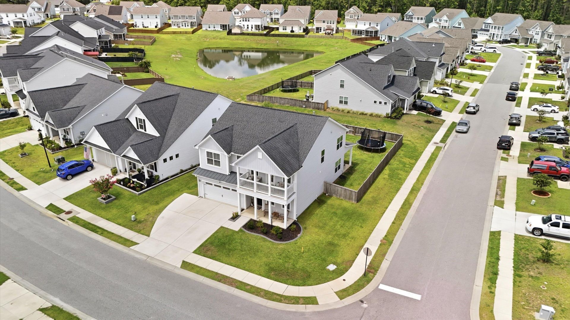 290 Red Leaf Boulevard Photo 47