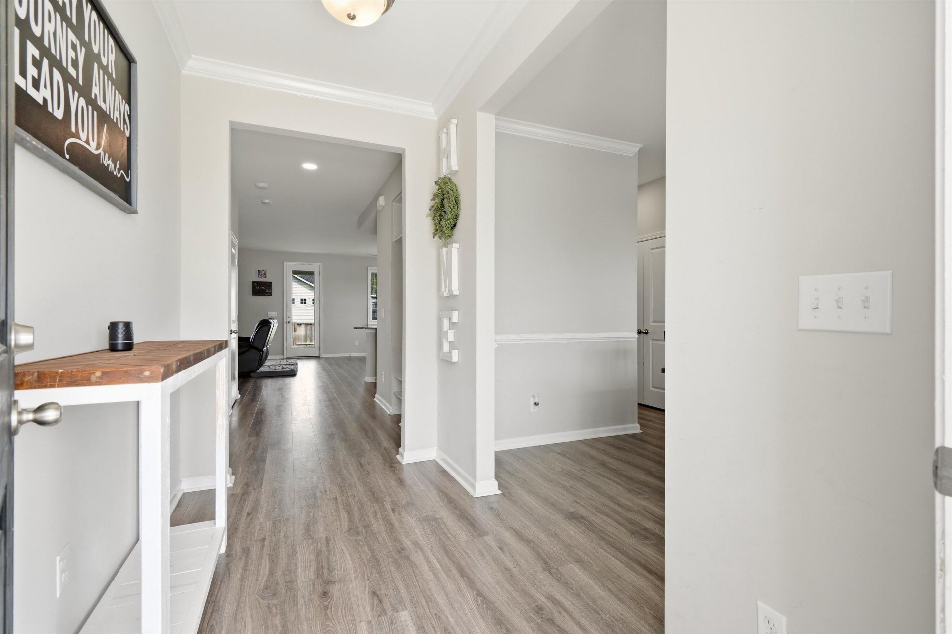 290 Red Leaf Boulevard Photo 5