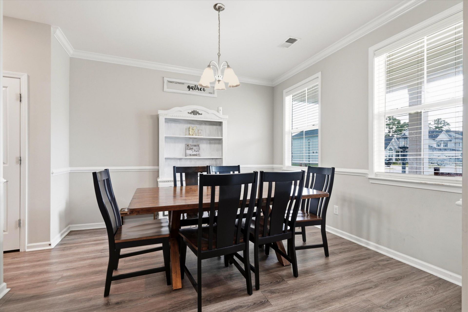 290 Red Leaf Boulevard Photo 6