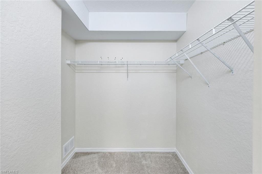 9580 Victoria Ln, Unit 205, Naples, FL 34109 Photo