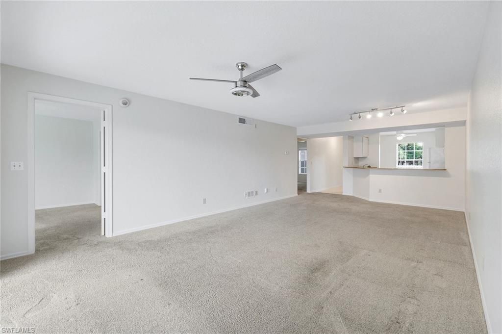 9580 Victoria Ln, Unit 205, Naples, FL 34109 Photo