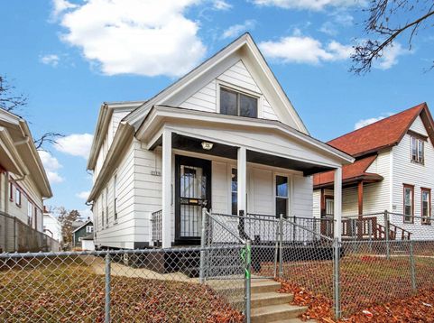 Main Photo