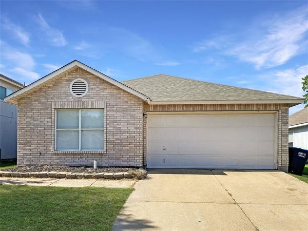10112 Chapel Glen Terrace , Fort Worth, TX 76116