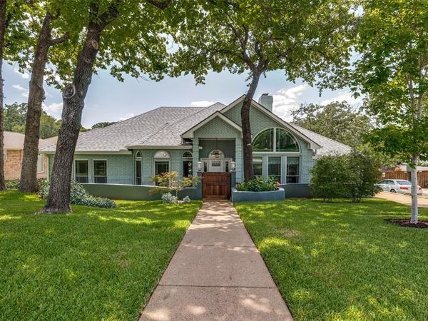 2708 Monarch Drive, Arlington, TX 76006
