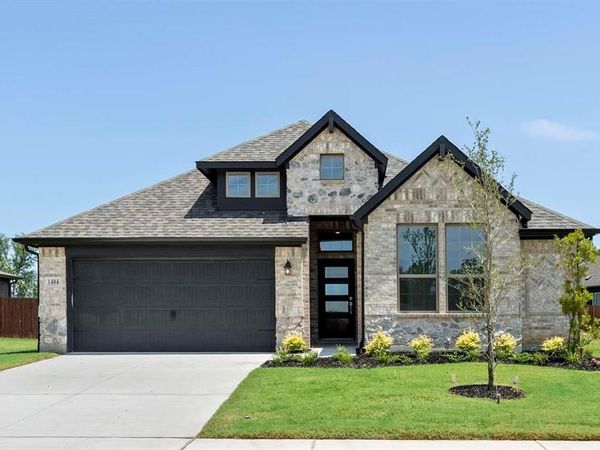 1404 Coventry Drive, Aubrey, TX 76227