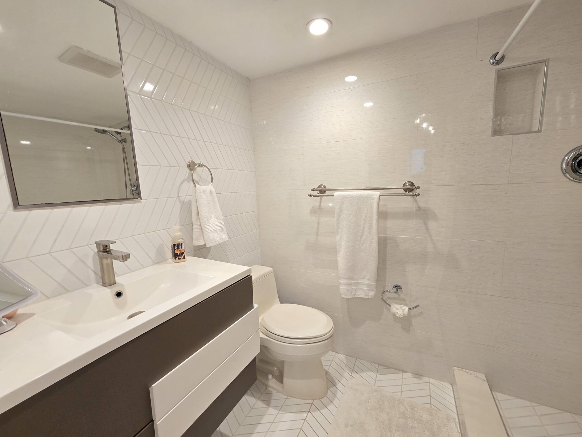 50 SE 12th Street, Unit 2260, Boca Raton, FL 33432 Photo
