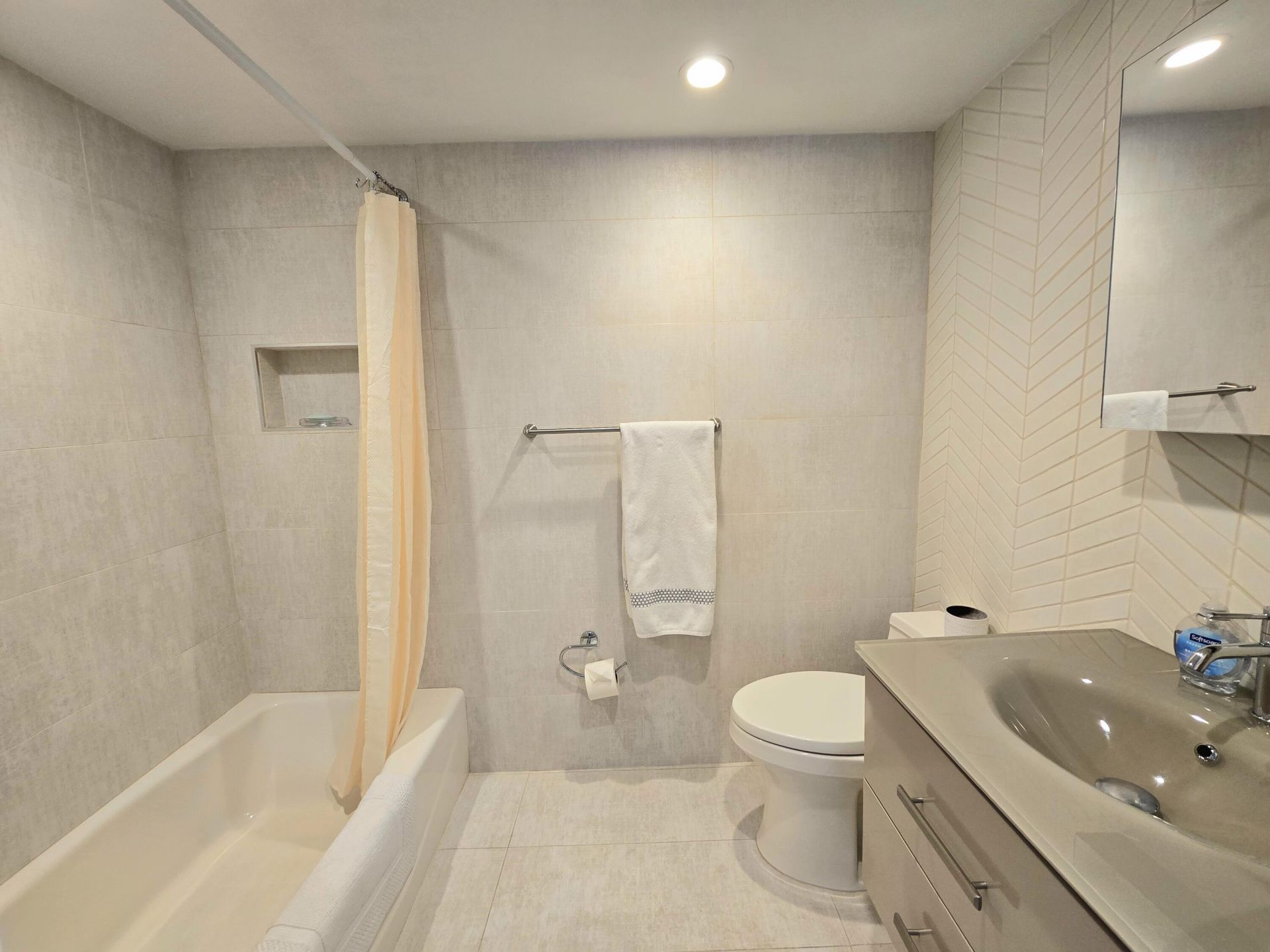 50 SE 12th Street, Unit 2260, Boca Raton, FL 33432 Photo