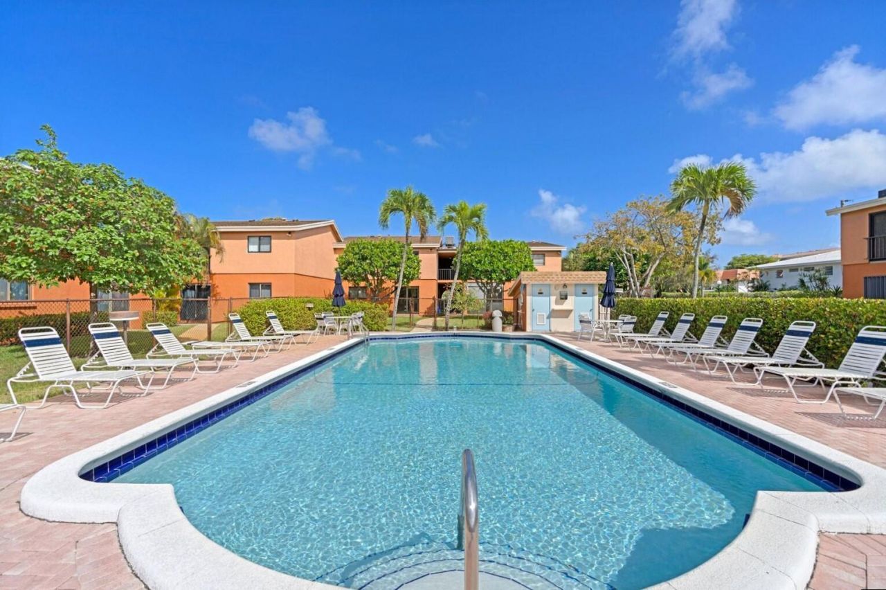 50 SE 12th Street, Unit 2260, Boca Raton, FL 33432 Photo