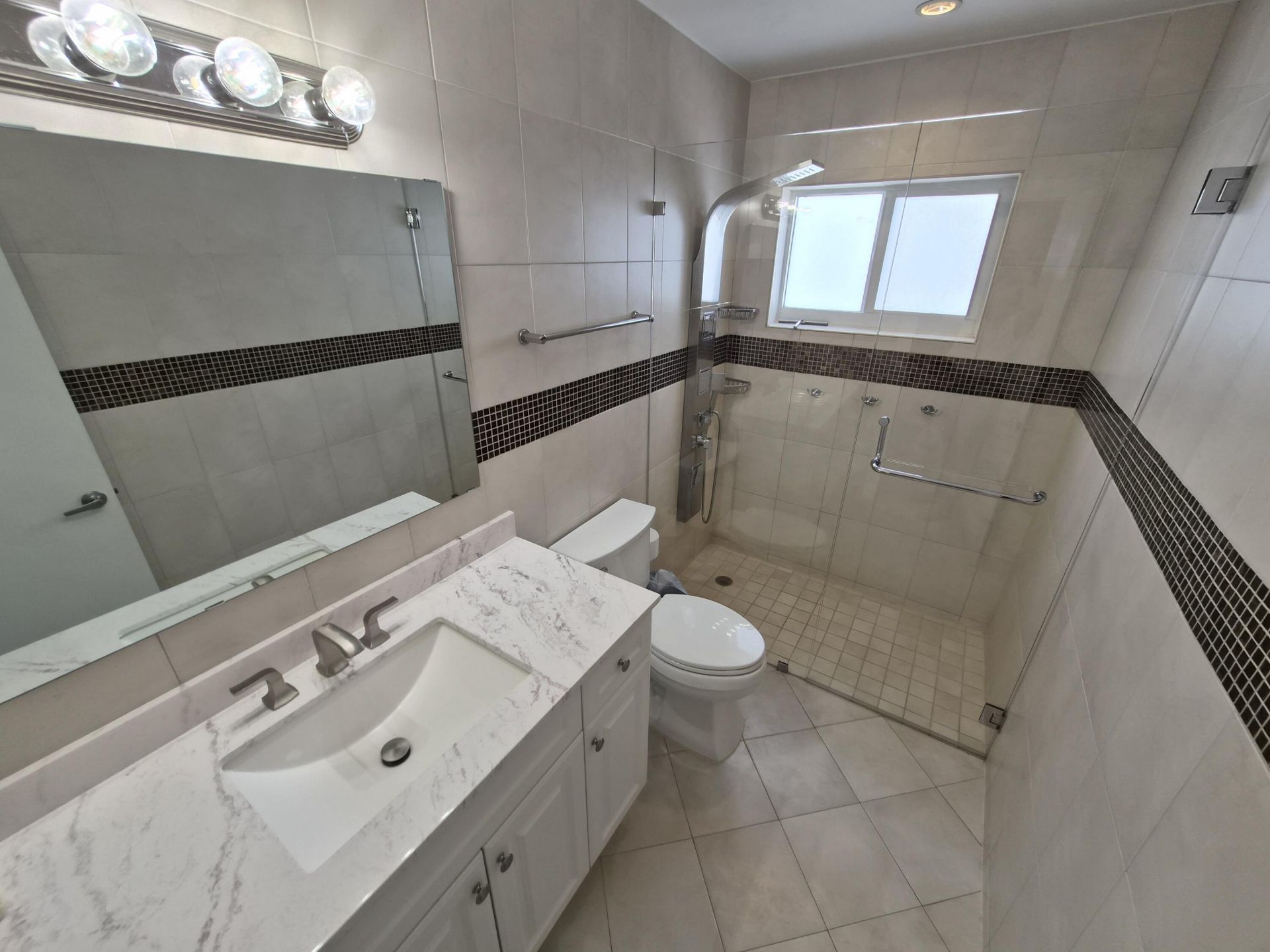 1815 N Surf Road, Unit 503, Hollywood, FL 33019 Photo