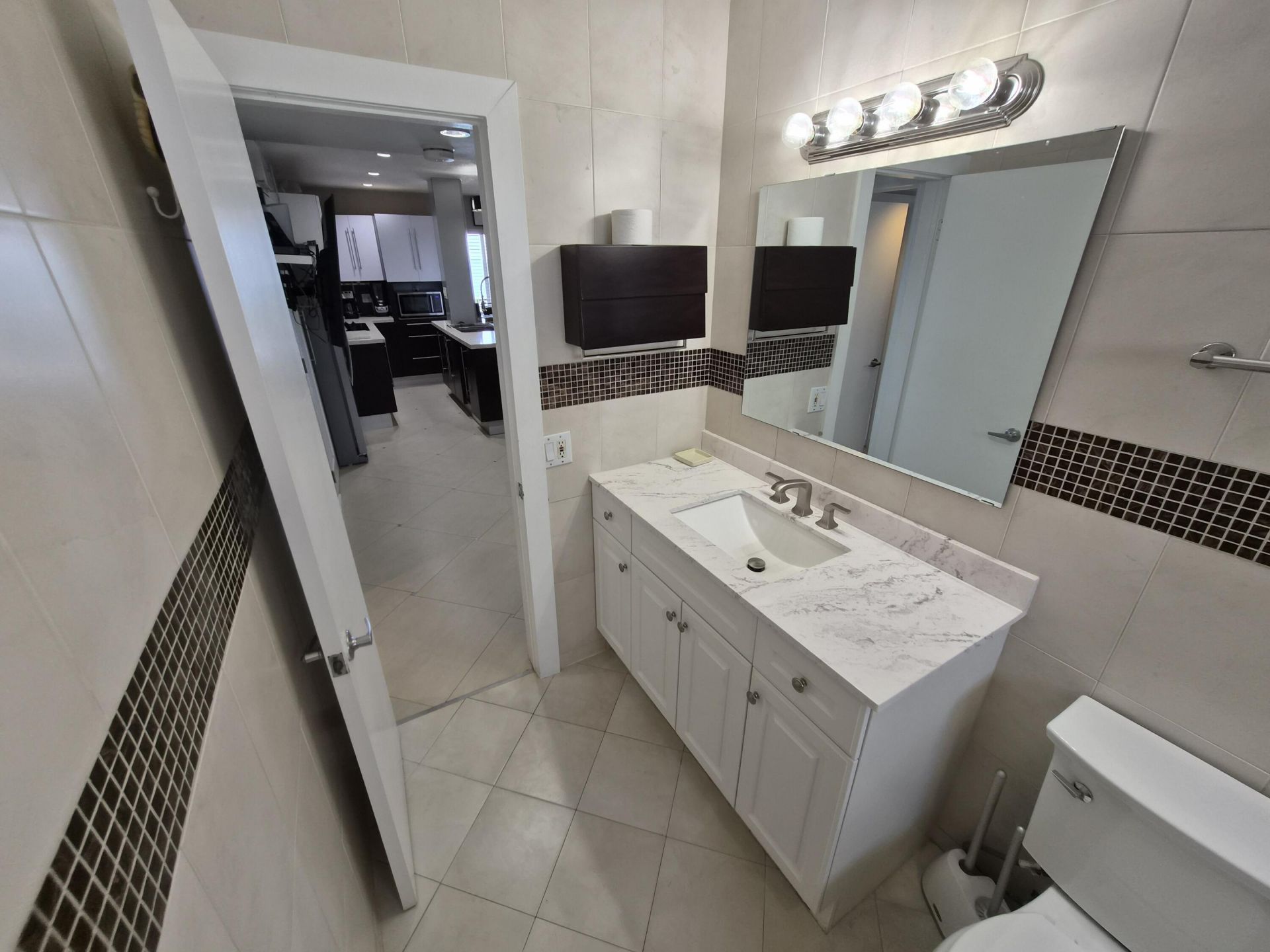 1815 N Surf Road, Unit 503, Hollywood, FL 33019 Photo