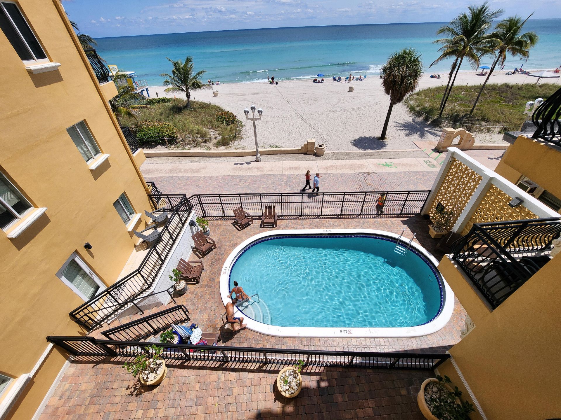 1815 N Surf Road, Unit 503, Hollywood, FL 33019 Photo