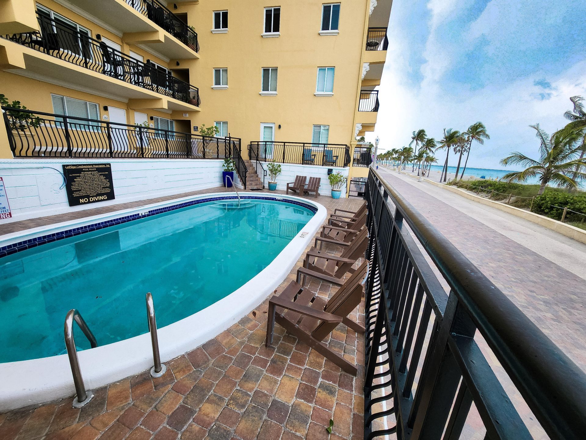1815 N Surf Road, Unit 503, Hollywood, FL 33019 Photo