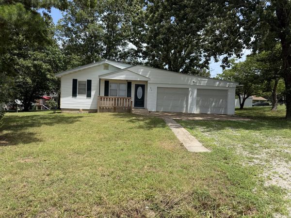 917 S Elm Street , Mountain View, MO 65548