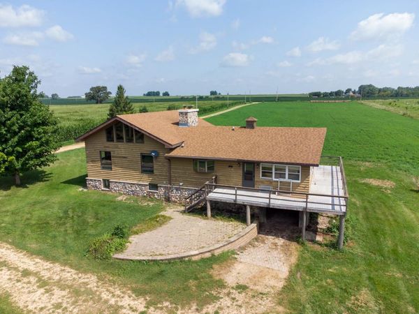3237 W Wilderness Road, OREGON, IL 61061