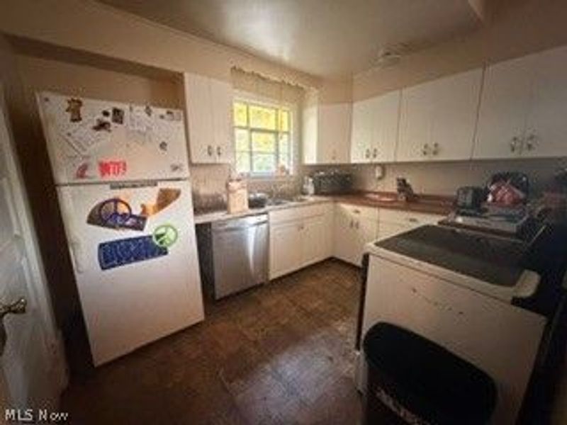 651 Kling Street, Akron, OH 44311 Photo 19