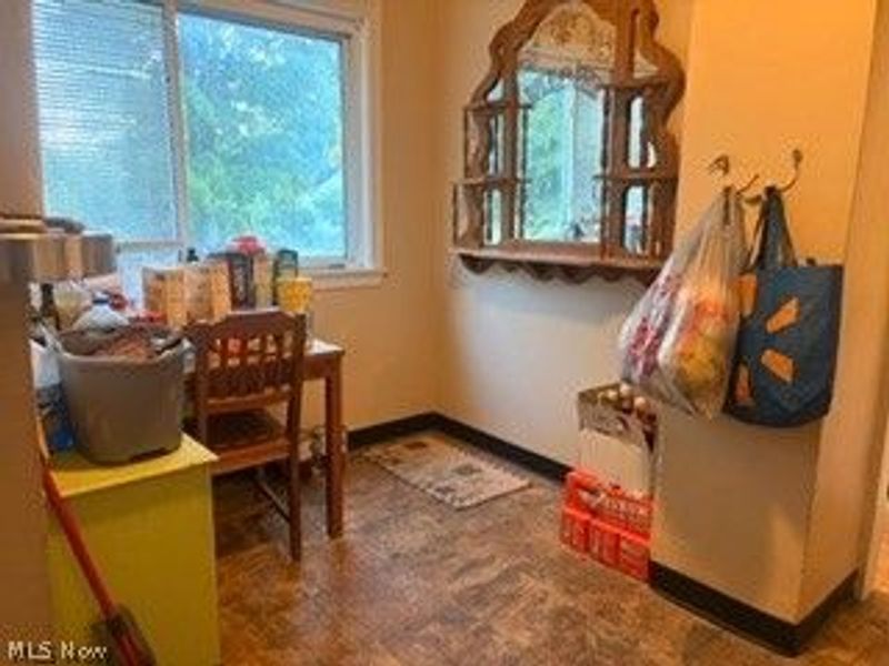 651 Kling Street, Akron, OH 44311 Photo 2