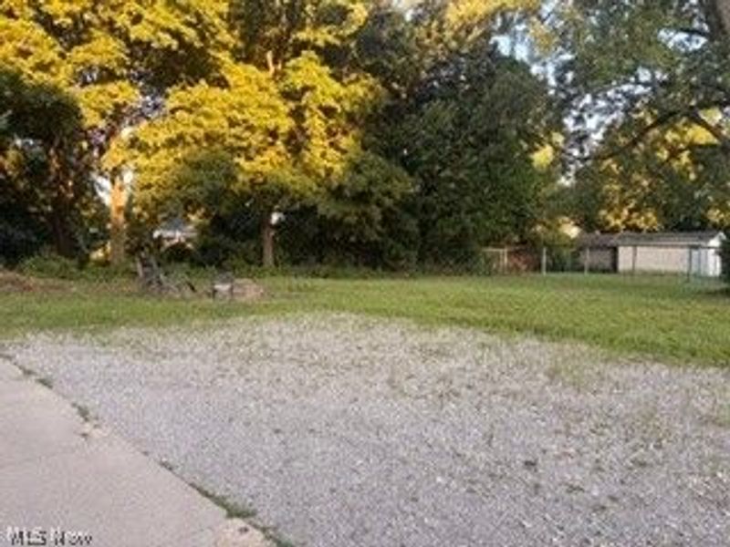 651 Kling Street, Akron, OH 44311 Photo 26