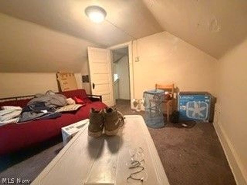 651 Kling Street, Akron, OH 44311 Photo 5