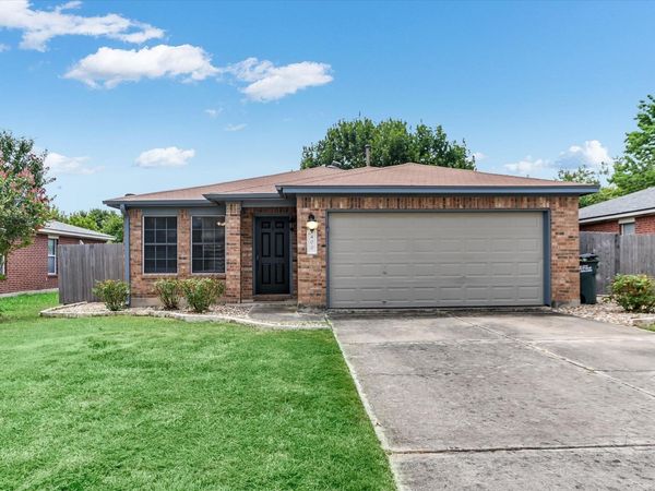 400 Ashbury DR , Leander, TX 78641