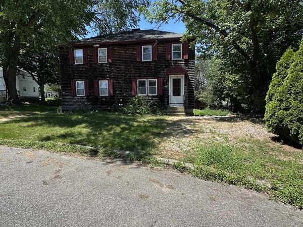 88 Mary Ann Road, Manchester, NH 03104